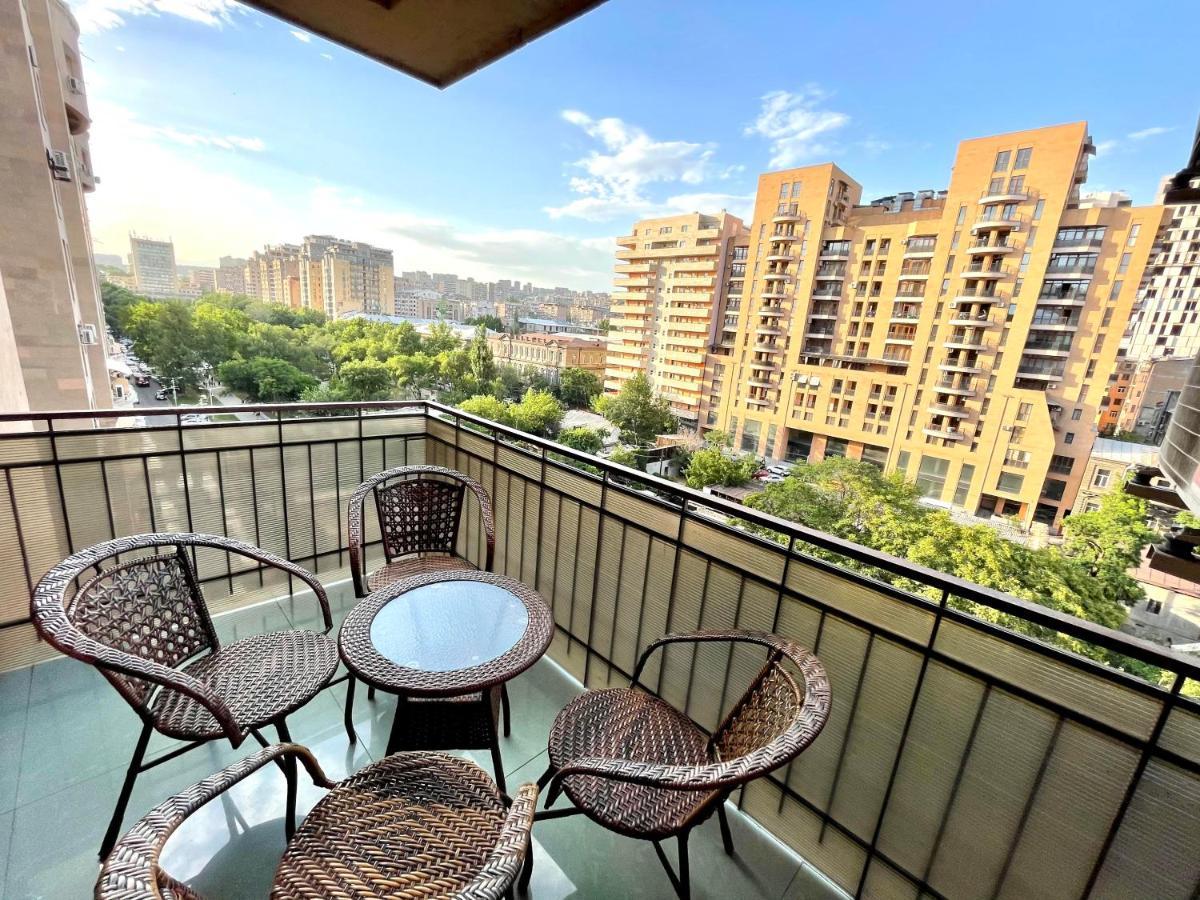 Apartments Emili Jerevan Exteriér fotografie